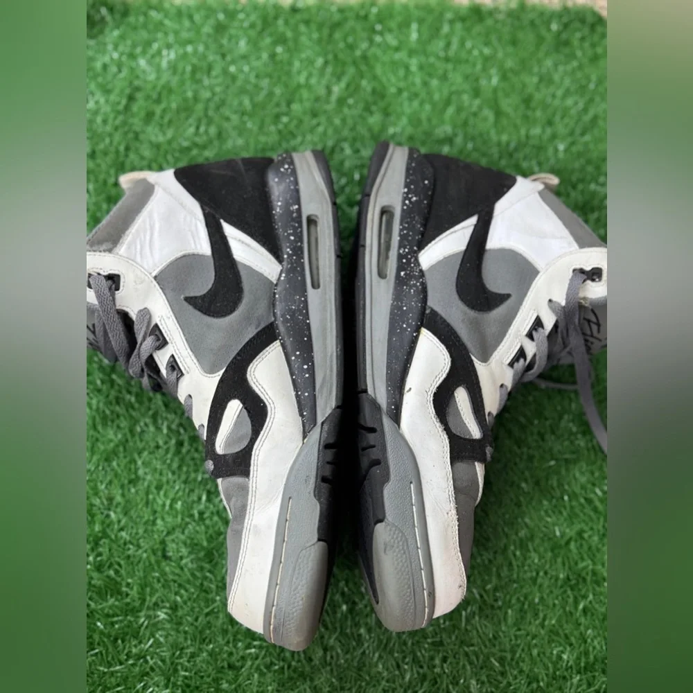 NIKE Air‎ Flight 2013, Men's Size 11.5 Mid Grey/White Shoe, 579961-011
